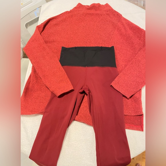 Lululemon crop Train Times So Merlot with Bennetton sweater - Picture 9 of 12